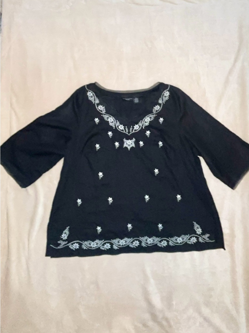 Good clothes Woman Linen Embroidered Top